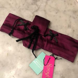Spoylt NWT- Ingrid party garter plum s/m size